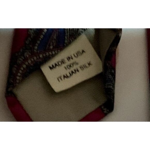 VTG ITALIAN SILK NECKTIE BURGUNDY PAISLEY JOHNNY CARSON USA MADE 56" X 3.5"  MEN - Picture 5 of 5